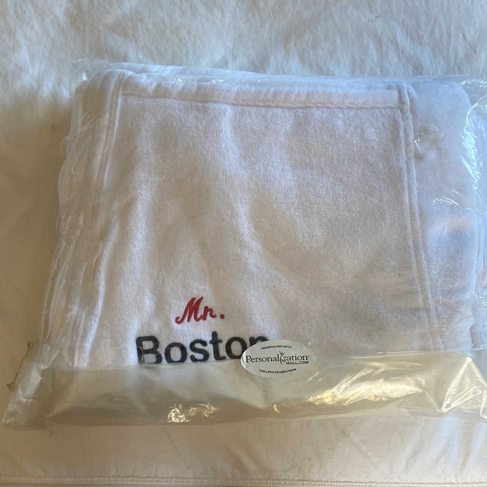 Mr Boston Embroidered Robe